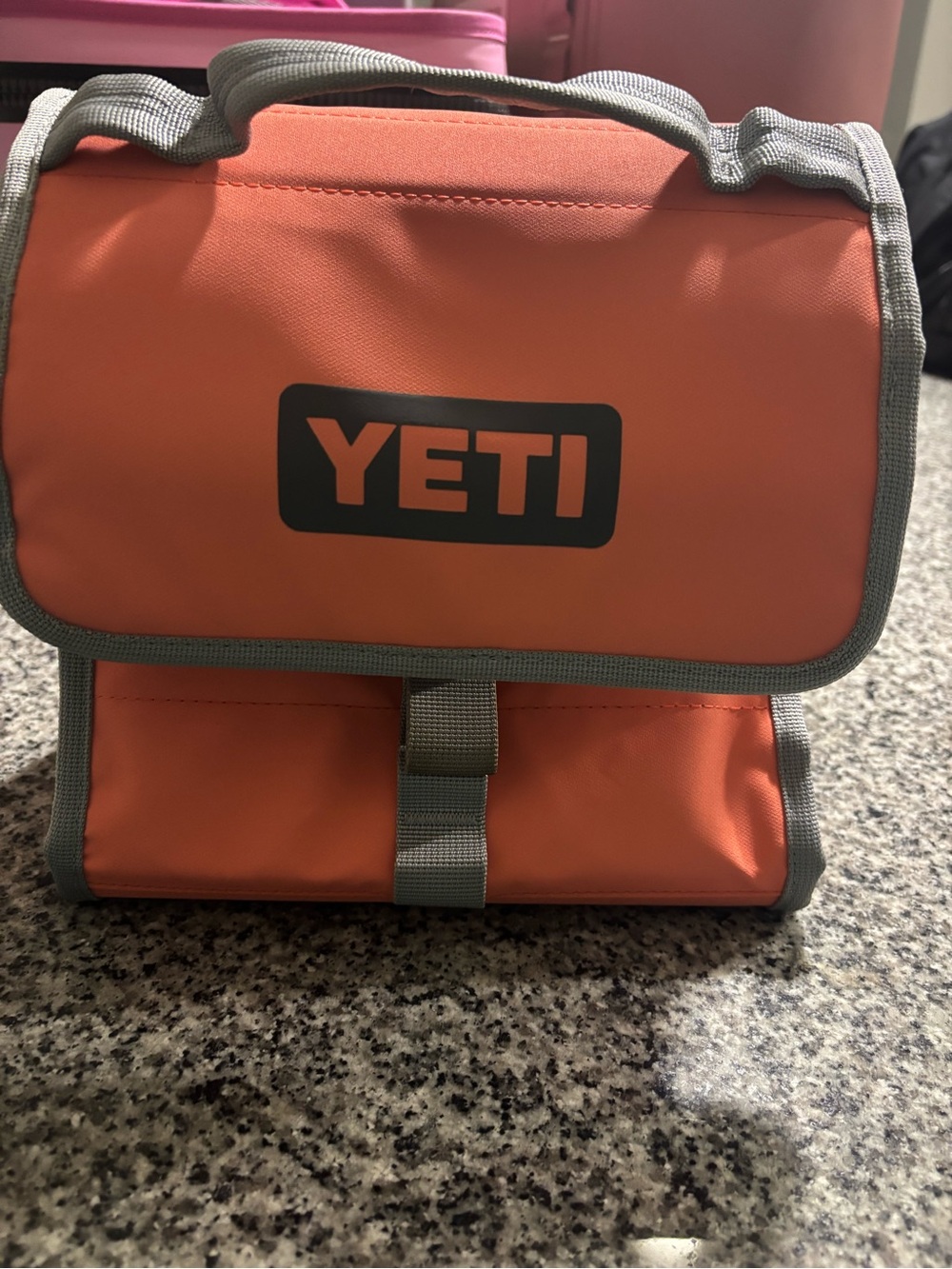 Yeti Daytrip Lunch bag Coral